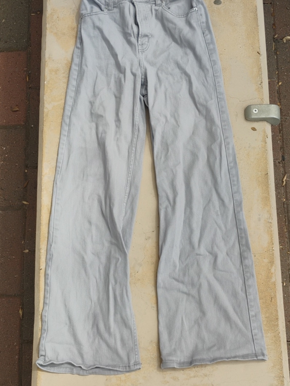 DIVIDED Light Gray Wide Leg Jeans